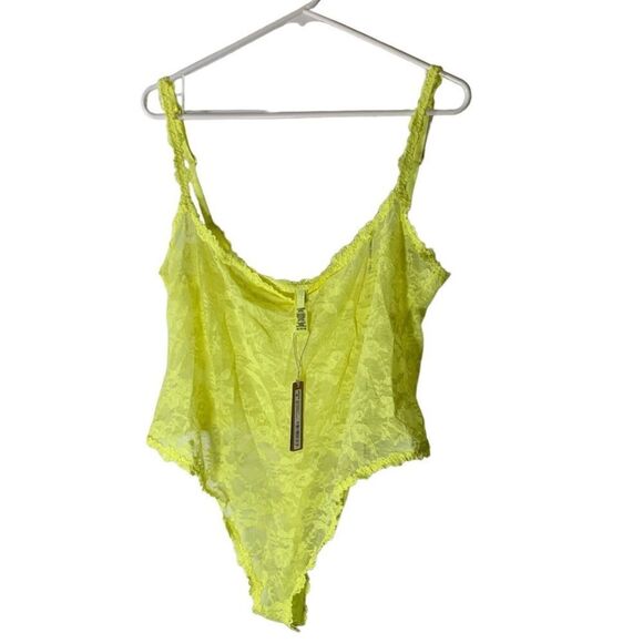 SKIMS NEW 4X Yellow Highlighter Stretch Lace Bodysuit‎ - Picture 5 of 8